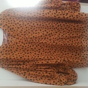 Entro Boutique Spotted Print Blouse